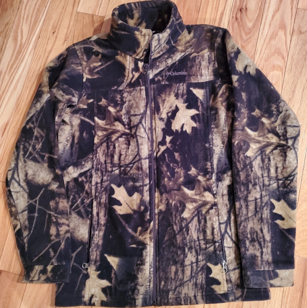 Columbia Camo Fleece. Youth XL